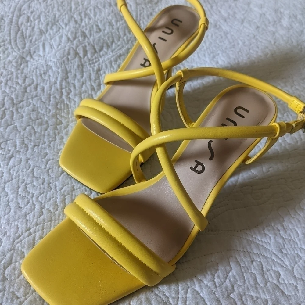 𝅺UNISA Yellow Square Toe Heeled Sandal 6.5 Summer Bright Maximalist Strappy